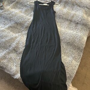Elegant Black Sleeveless Dress